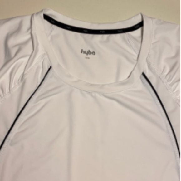 WHT Hyba Tee, M.  Winter Sale - Picture 2 of 8